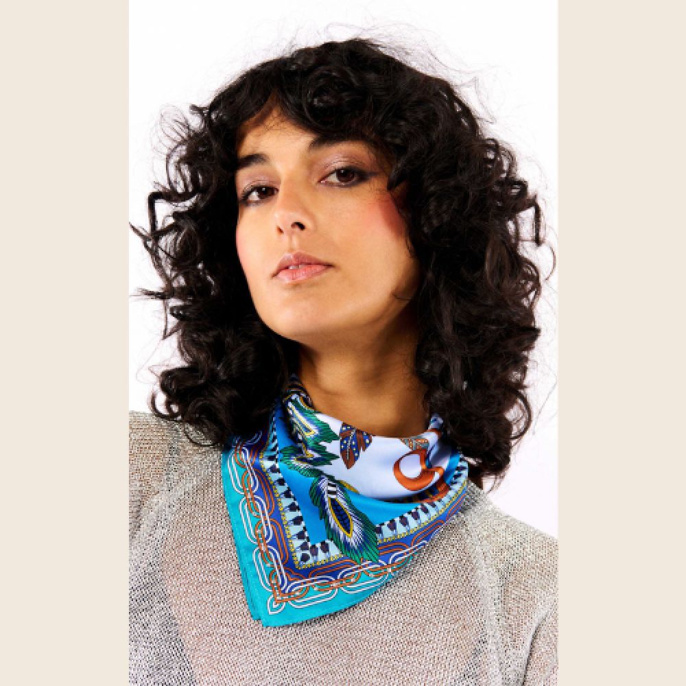 wild-h25-foulard-pony-pony-mini-bleu-id114397-3-big_6549-3.jpg