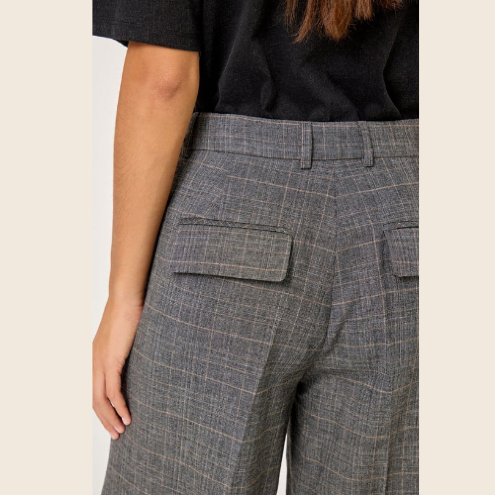 FIVE H25 Short Solange Grey – Image 4