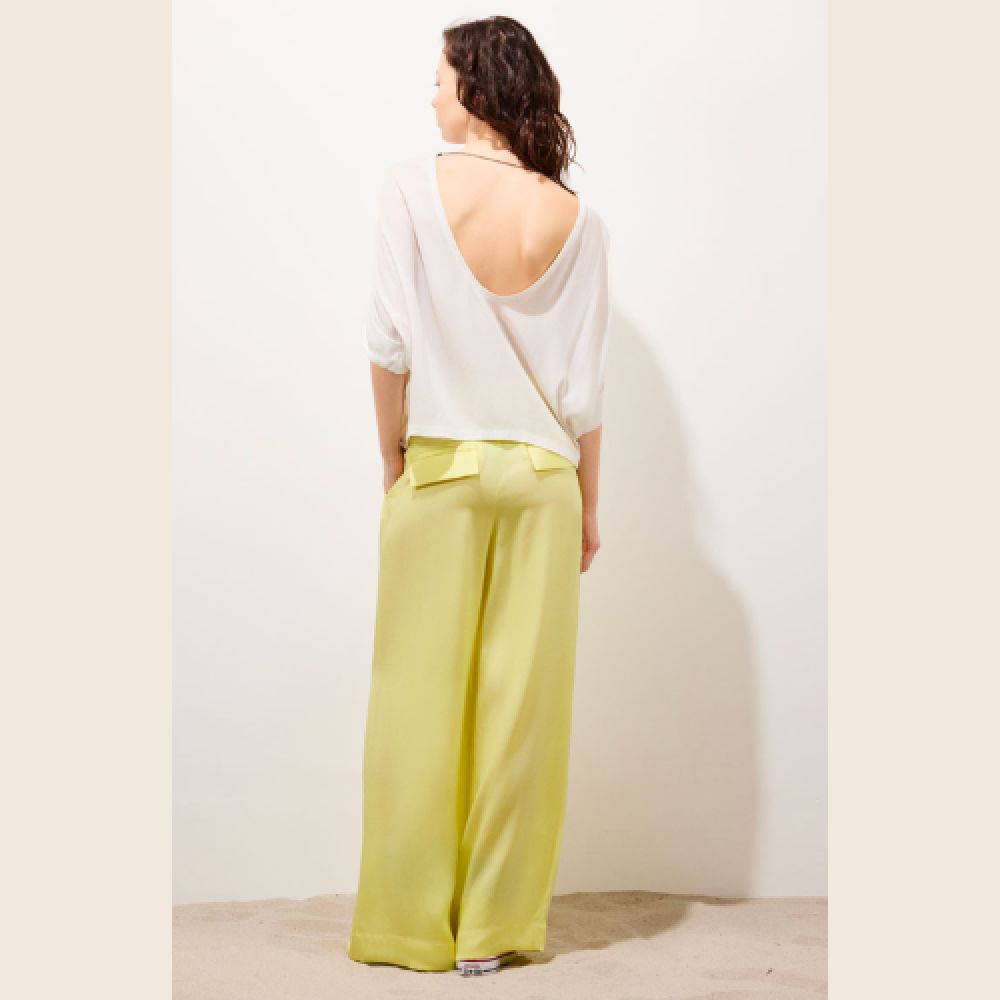 KARMA KOMA E26 Buckley Top Vanilla – Image 3