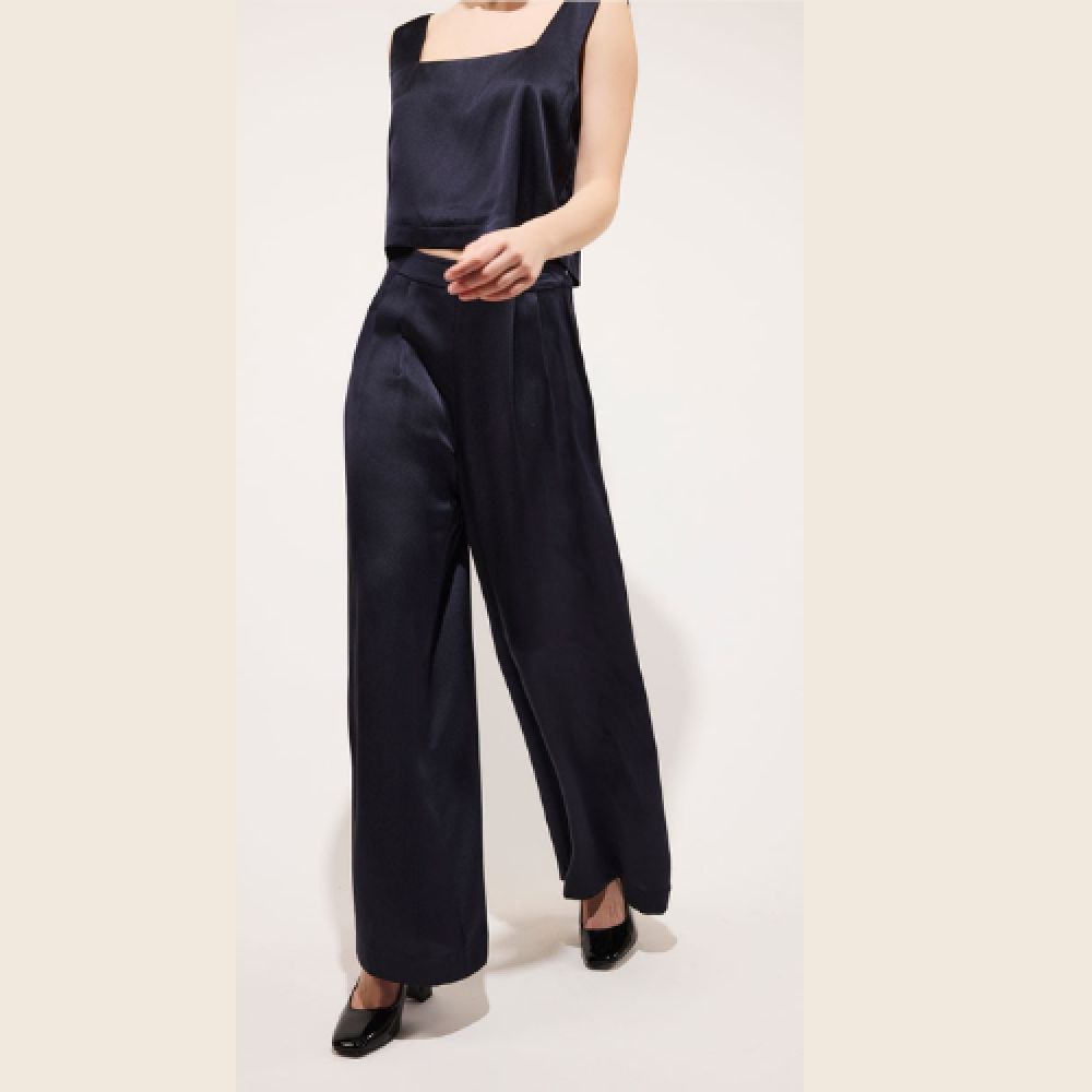 KARMA KOMA E26 Swan Long Pant Marine – Image 2