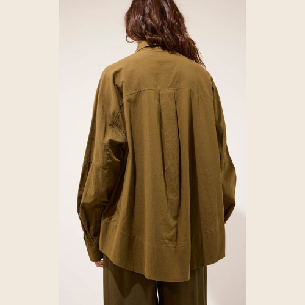 KARMA KOMA E26 Thesy Shirt Cigare – Image 3