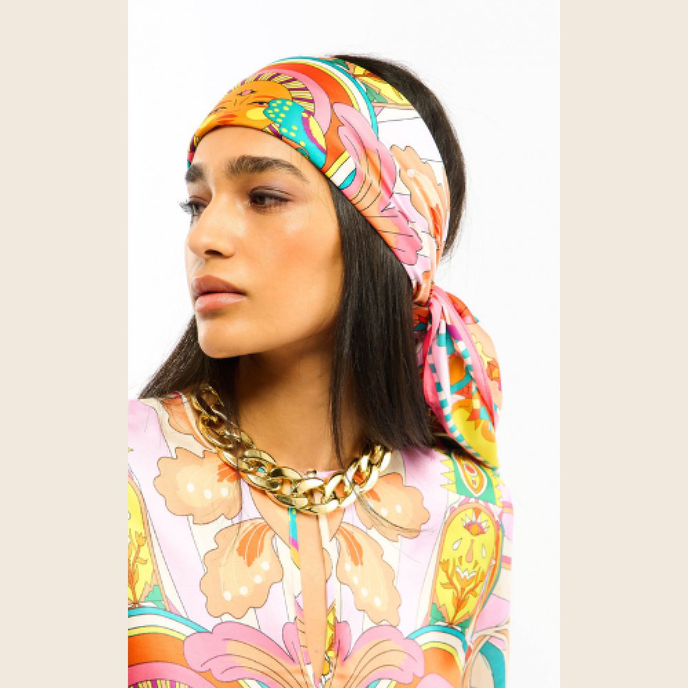 WILD E26 Foulard Enchantered Med Rose – Image 2